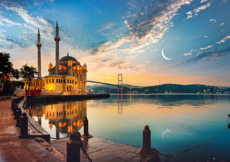 İSTANBUL’UN UZAK SEMTLERİNE METRO PİYANGOSU!